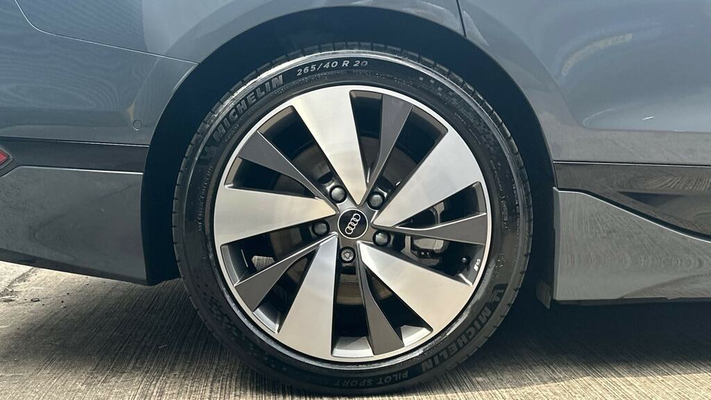 Audi A6 E-tron Avant 270Kw Performance 100Kwh S Line Grey #5
