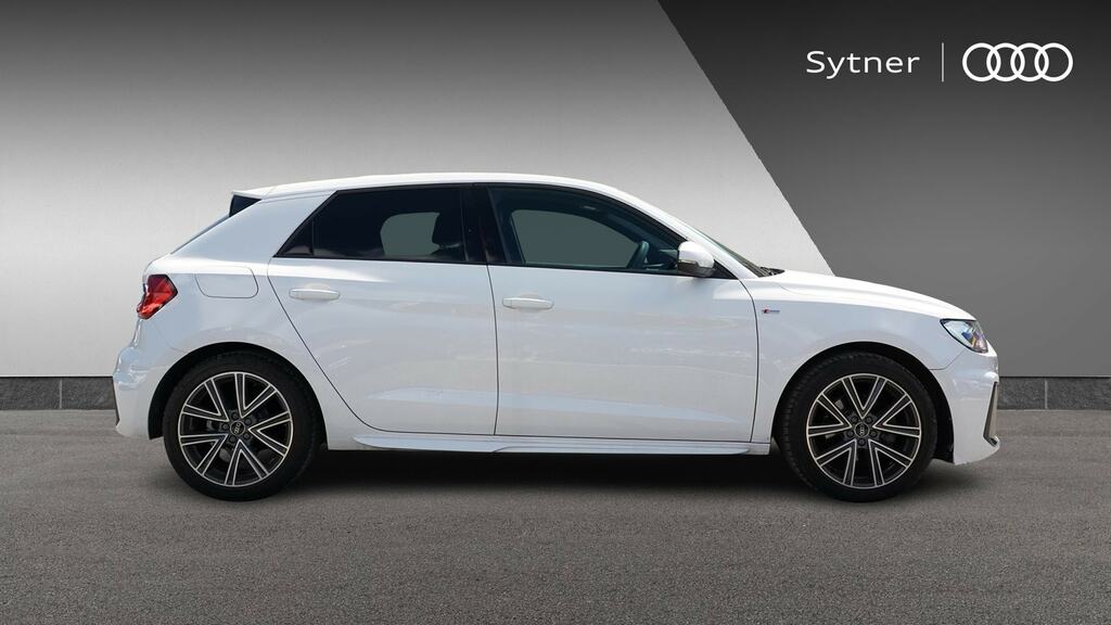 Audi A1 30 Tfsi S Line YB24CVA White #4
