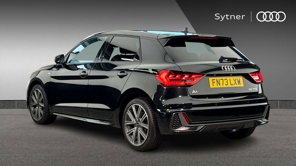 Audi A1 25 Tfsi S Line S Tronic FN73LXW Black #3