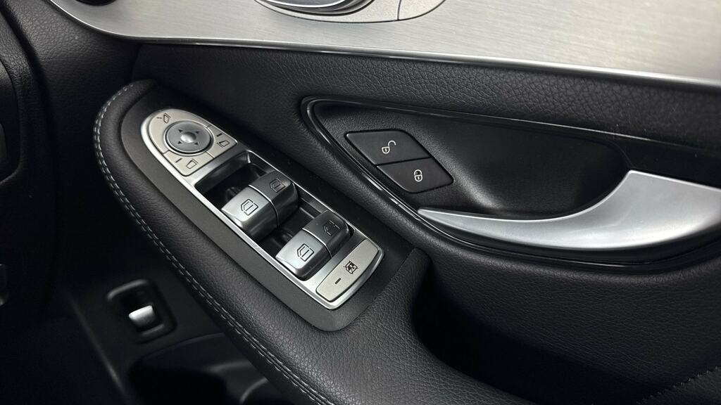 Mercedes-Benz GLC Class Glc 300D 4Matic Amg Line Premium 9G-tronic Black #27