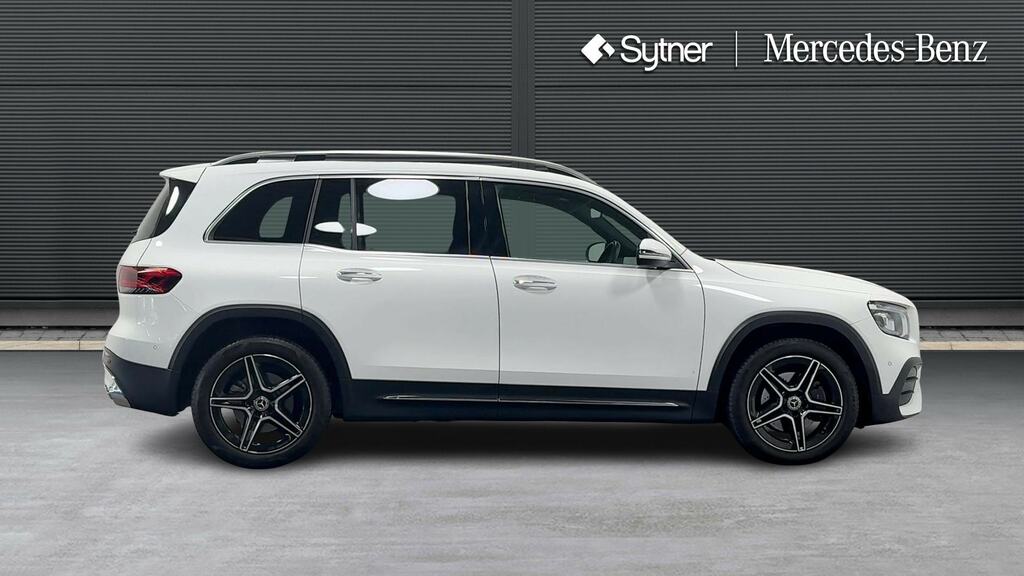 Mercedes-Benz GLB Class Glb 200 Amg Line Premium 7G-tronic White #4