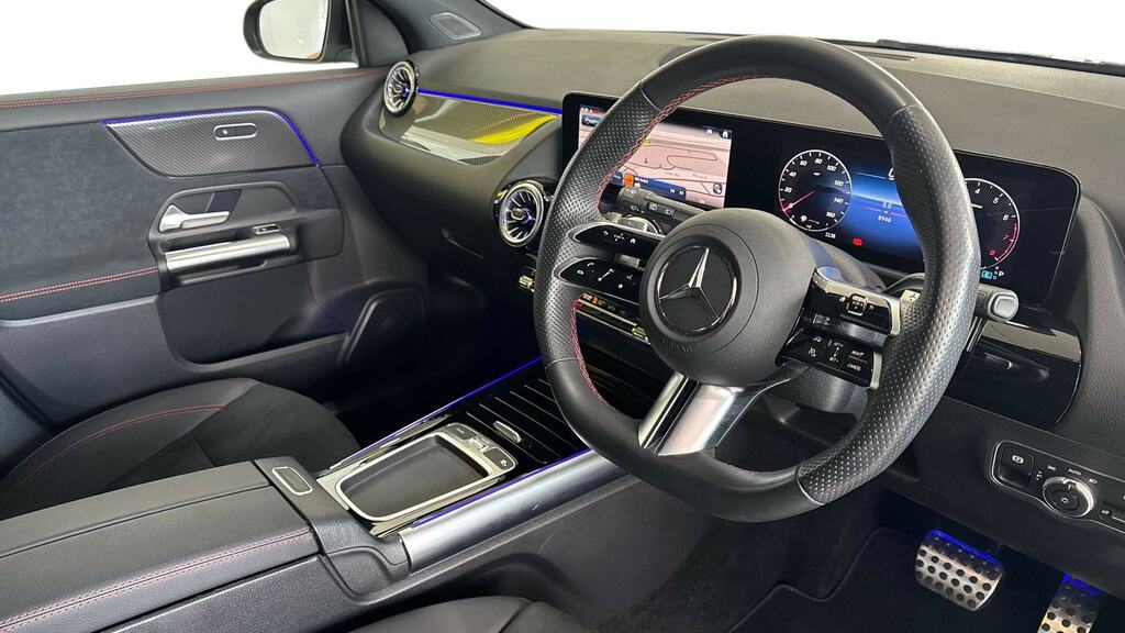 Mercedes-Benz GLA Class Gla 200 Amg Line Executive NC24ZPB Black #3