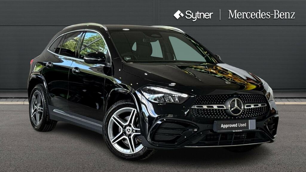 Mercedes-Benz GLA Class Gla 200 Amg Line Executive Black