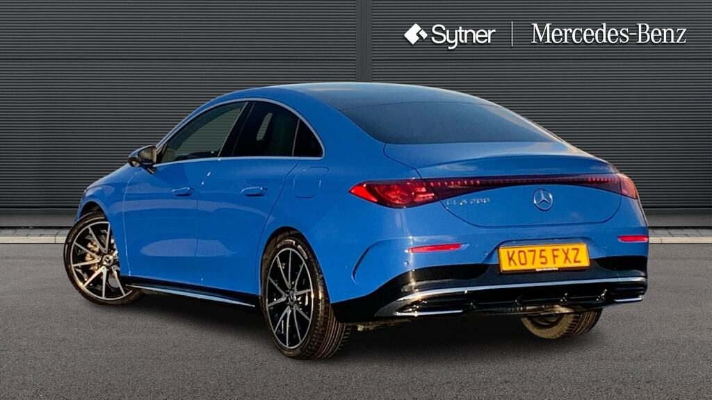 Mercedes-Benz CLA Class Cla 200 Amg Line Premium KO75FXZ Blue #2