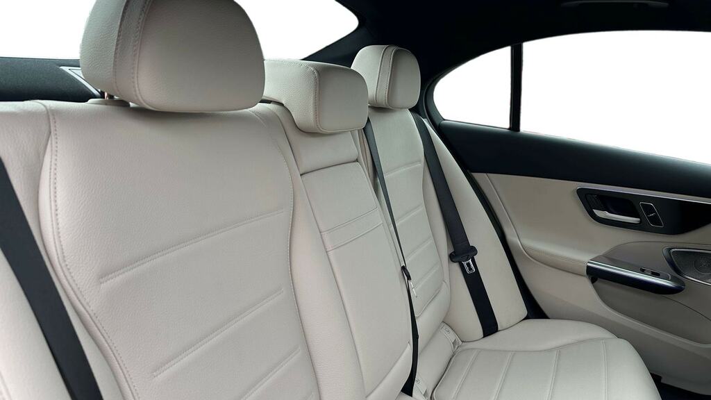 Mercedes-Benz C Class C300d Amg Line Premium Plus 9G-tronic White #12