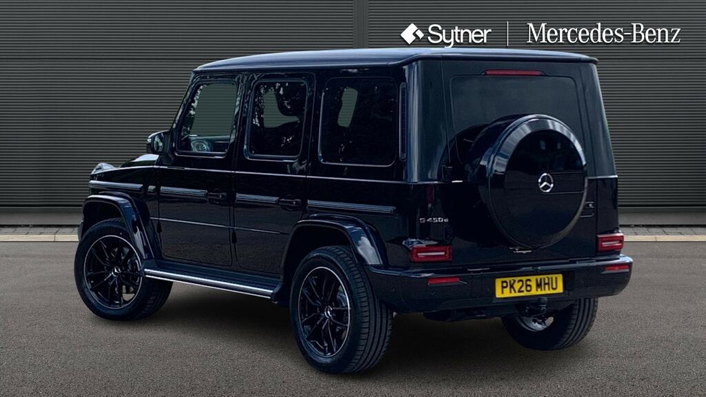 Mercedes-Benz G Class G450d Amg Line Premium Plus 9G-tronic Black #2