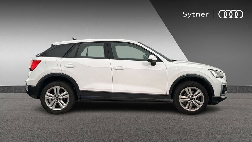 Audi Q2 30 Tfsi Sport CX23MWU White #4
