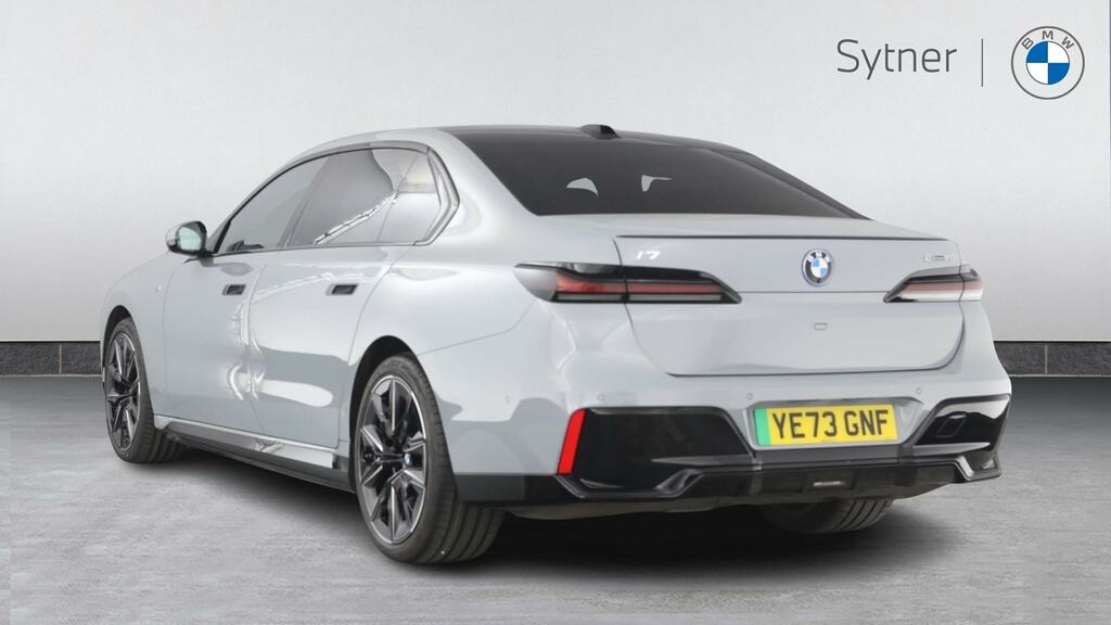 BMW i7 335Kw Edrive50 M Sport 105.7Kwh Grey #2