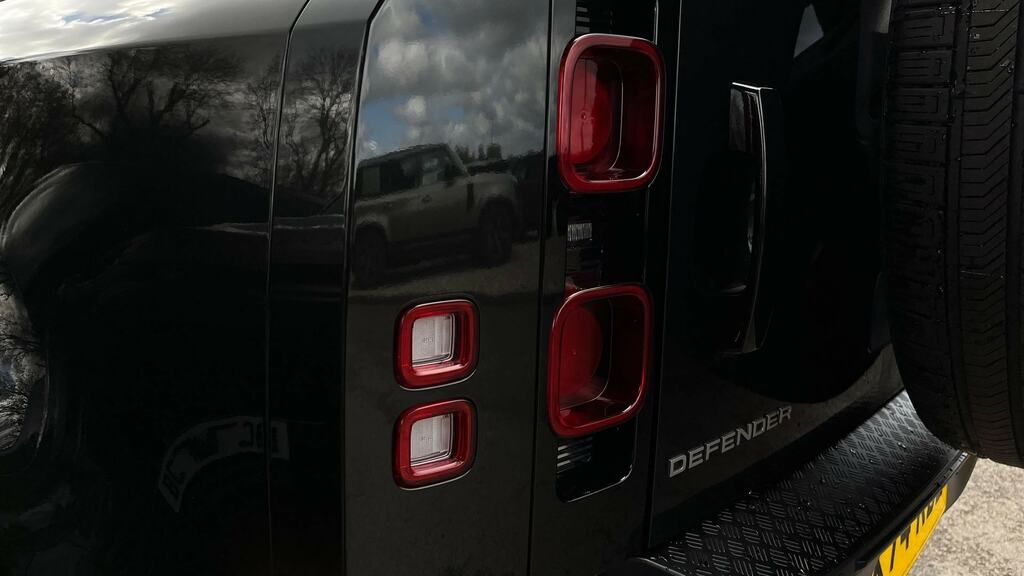 Land Rover Defender 90 3.0 D250 Hard Top 3 Seat Black #19