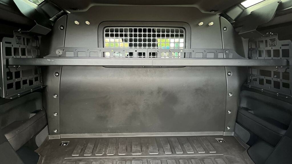 Land Rover Defender 90 3.0 D250 Hard Top 3 Seat Black #18