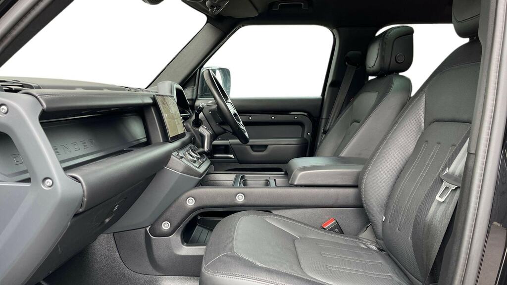 Land Rover Defender 110 3.0 D300 X-dynamic Hse 110 Black #3