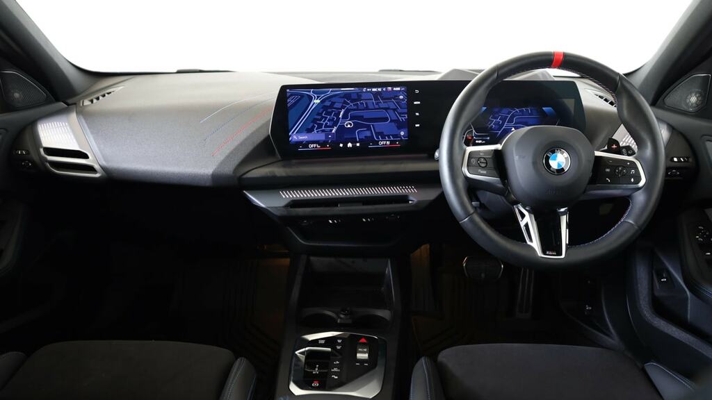 BMW 1 Series 123 Xdrive M Sport Black #4