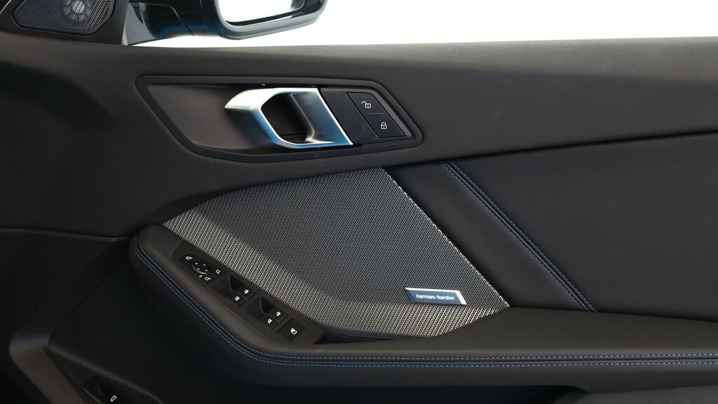 BMW 1 Series 123 Xdrive M Sport Black #20