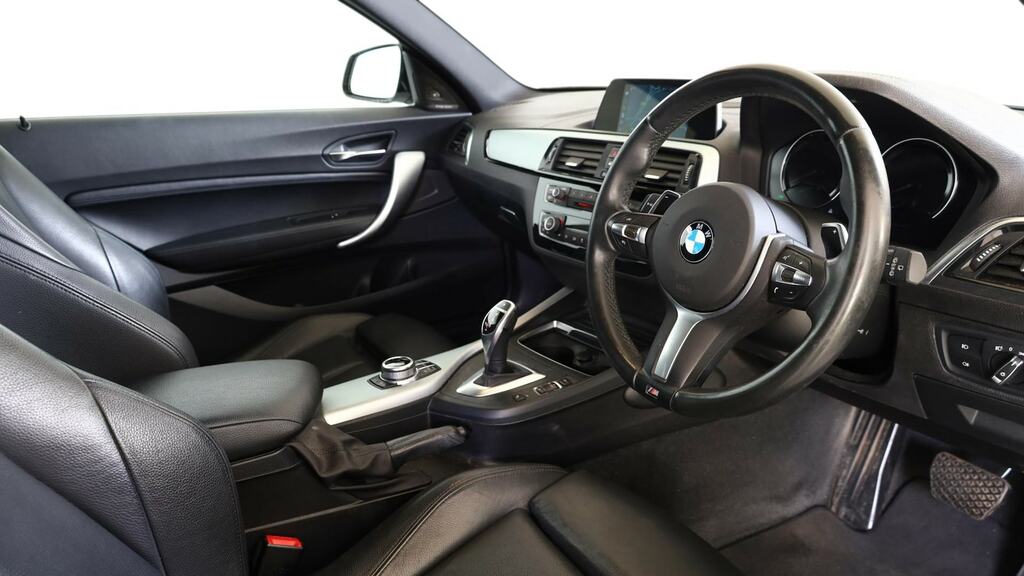 BMW 1 Series 120D M Sport Shadow Ed Step YK67AUN White #6