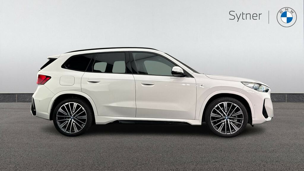 BMW iX1 230Kw Xdrive30 M Sport 65Kwh White #3