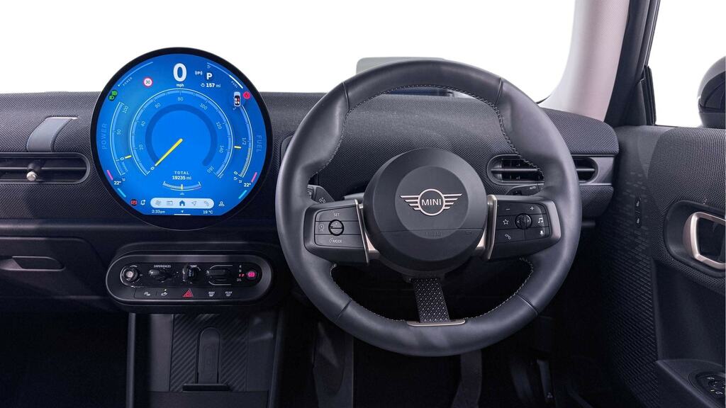 Mini Hatch 1.5 C Classic Level 1 YS24OXJ Black #5
