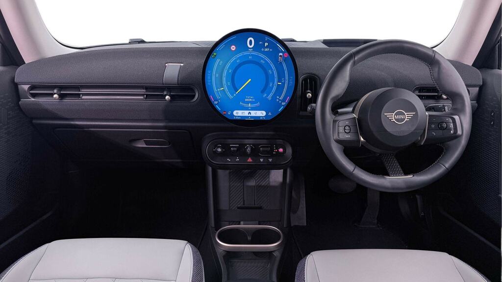 Mini Hatch 1.5 C Classic Level 1 YS24OXJ Black #4