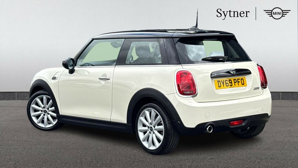 Mini Hatch 1.5 Cooper Classic II Comfort Pack White #2