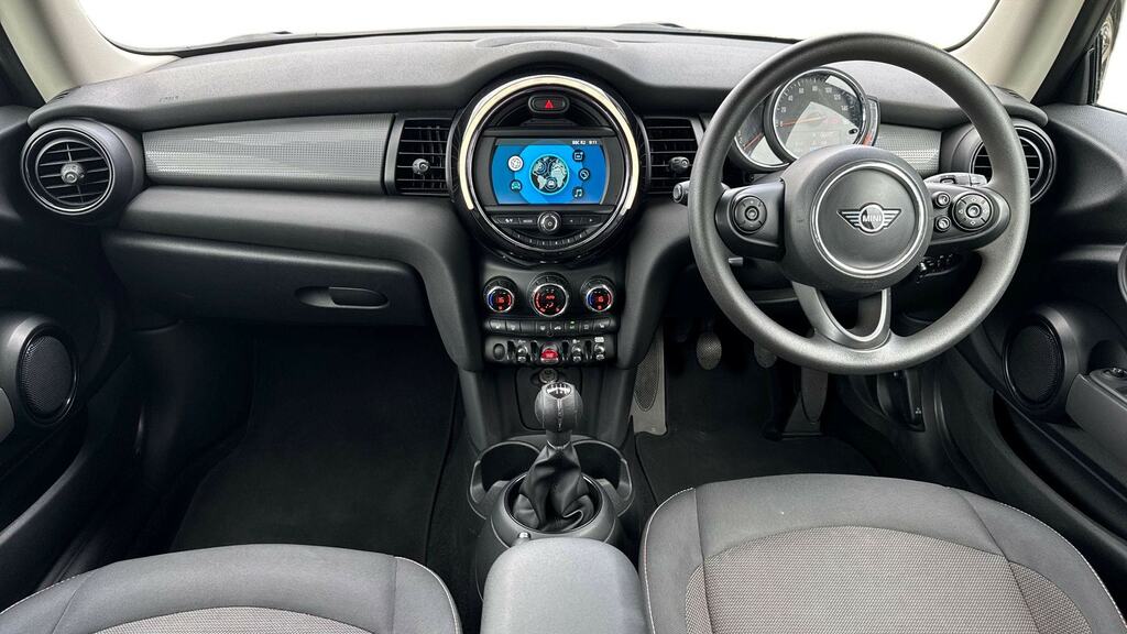 Mini Hatch 1.5 Cooper Classic II Comfort Pack White #4