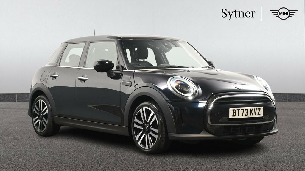 Mini Hatch 1.5 Cooper Exclusive Premium Black