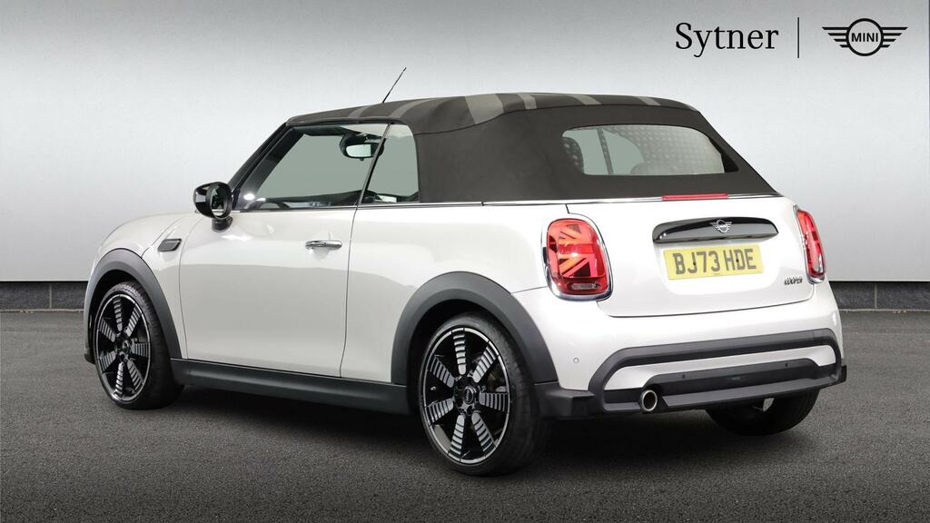 Mini Convertible 1.5 Cooper Exclusive Premium White #3