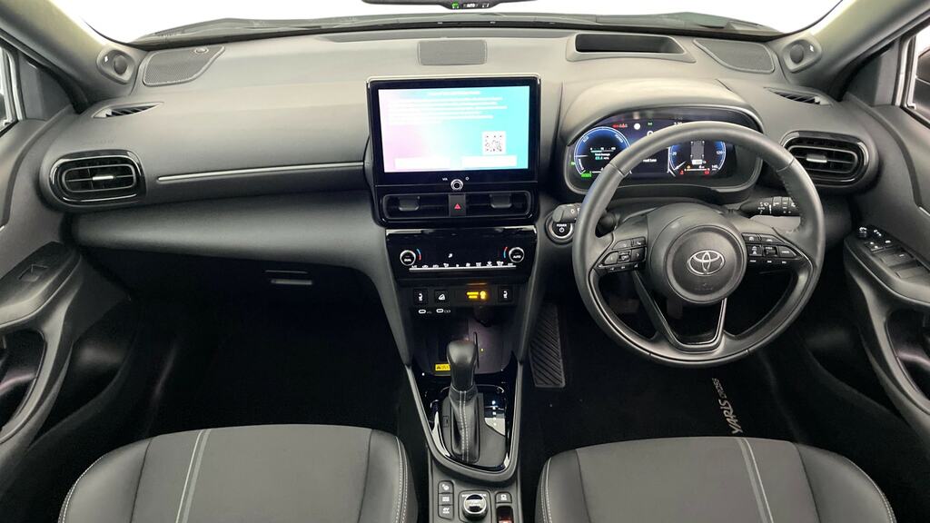 Toyota Yaris Cross 1.5 Hybrid 130 Premiere Edition Awd Cvt CX74OEO Green #6