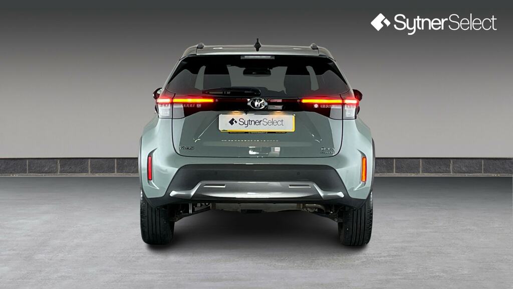 Toyota Yaris Cross 1.5 Hybrid 130 Premiere Edition Awd Cvt CX74OEO Green #5