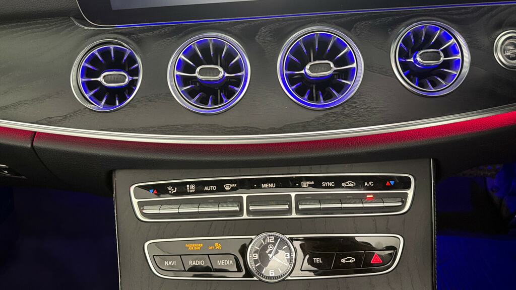 Mercedes-Benz E Class 2.0 E200 Amg Line Saloon G-tronic Euro White #20