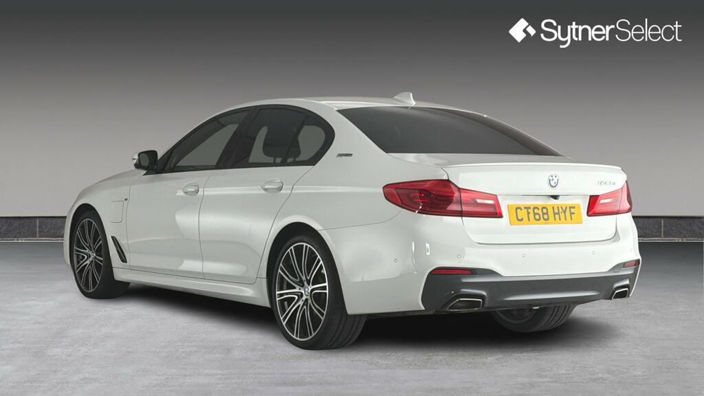 BMW 5 Series 530E M Sport White #2