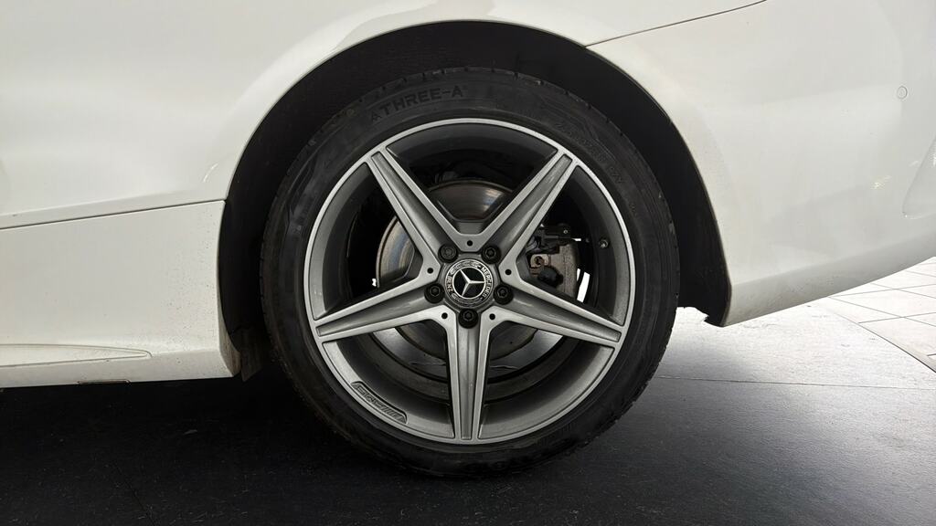 Mercedes-Benz C Class C300 Amg Line Premium Plus 9G-tronic Grey #25