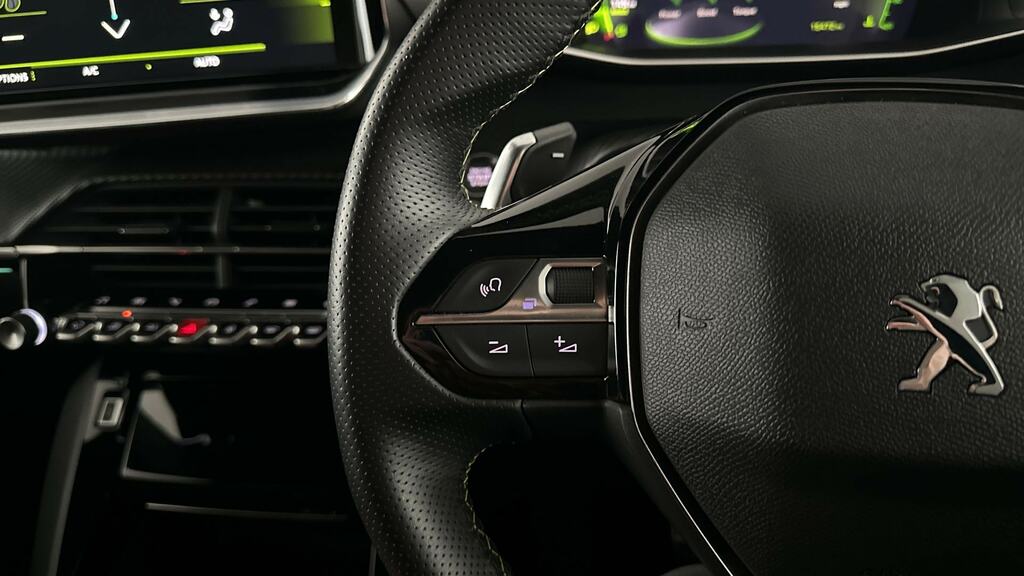 Peugeot 208 208 Allure Premium Puretech Ss Grey #17