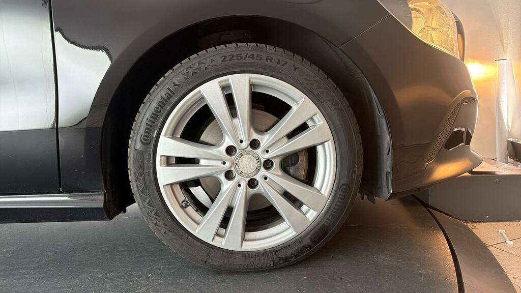 Mercedes-Benz A Class 2.1 A200d Amg Line Premium Plus 7G-dct Euro 6 S #22