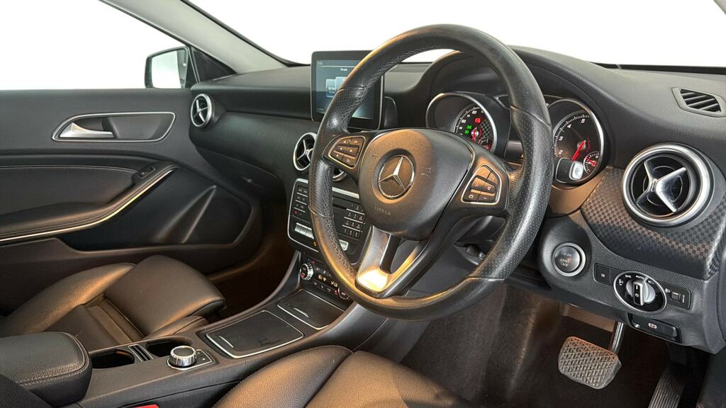 Mercedes-Benz A Class 2.1 A200d Amg Line Premium Plus 7G-dct Euro 6 S #9