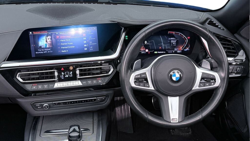 BMW Z4 Sdrive 30I M Sport Blue #5