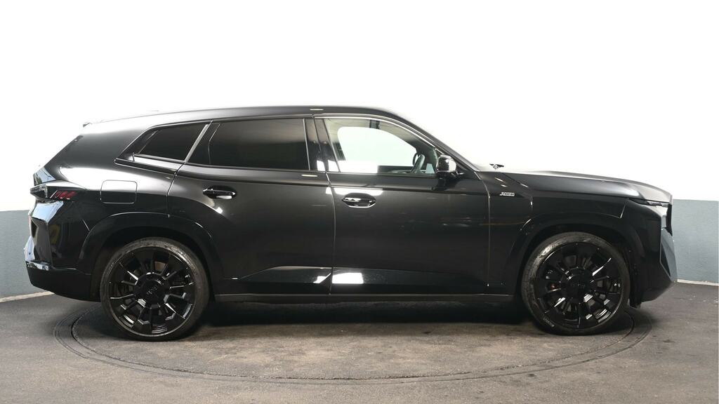 BMW XM 50E 5dr Auto BM25JVR Black #3