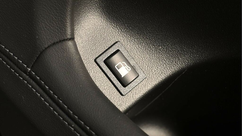 BMW XM 5dr Auto Black #26