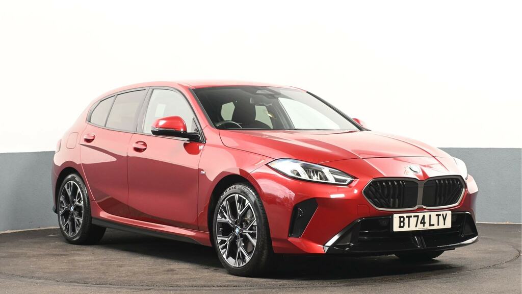 BMW 1 Series 120 M Sport Step Red