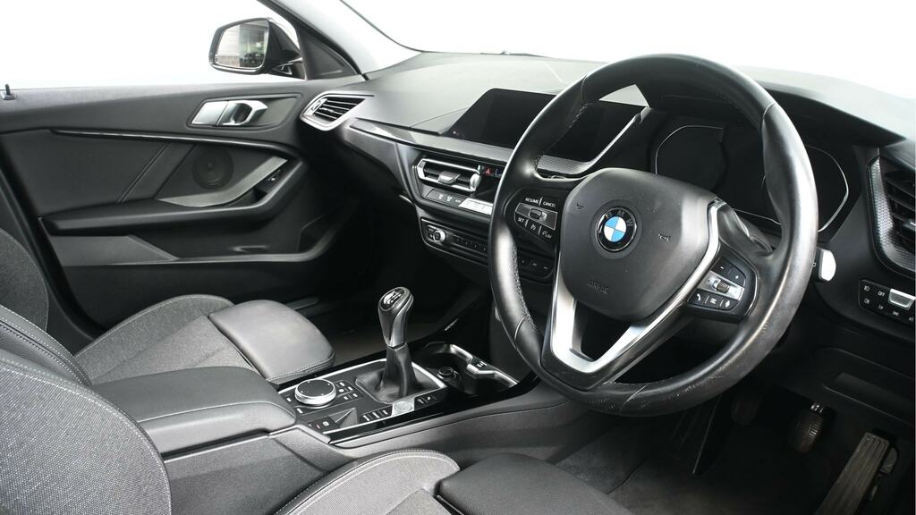 BMW 1 Series 118I Sport BJ70YYA Black #6