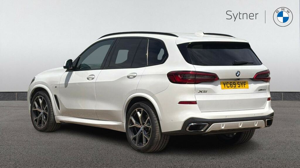 BMW X5 Xdrive30d M Sport Tech Pack White #2