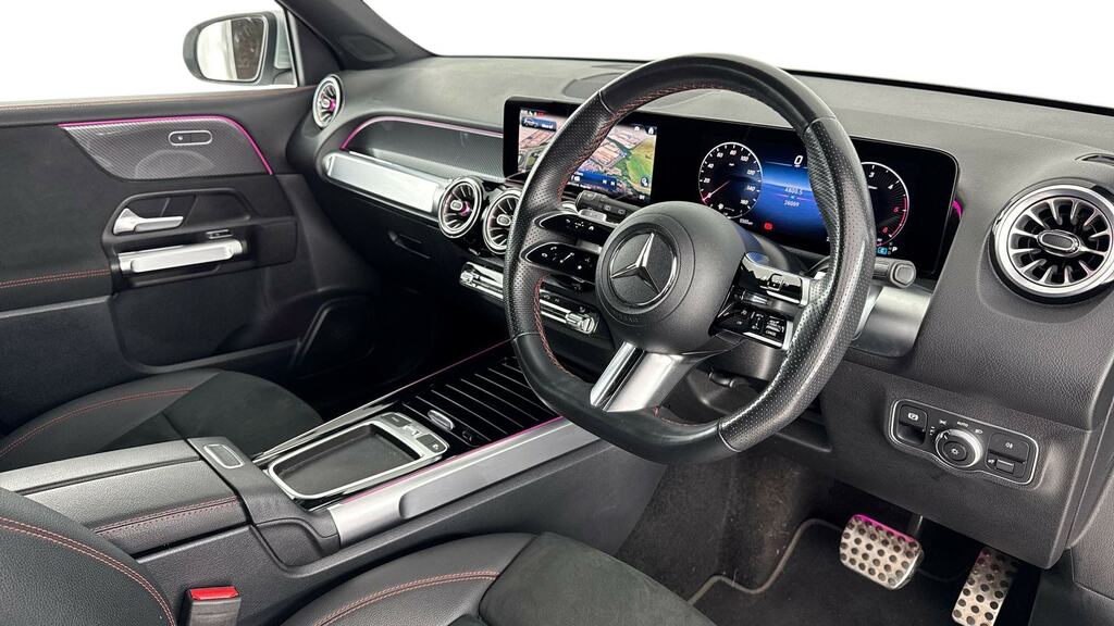 Mercedes-Benz GLB Class Glb 220D 4Matic Amg Line Executive 8G-tronic Silver #3