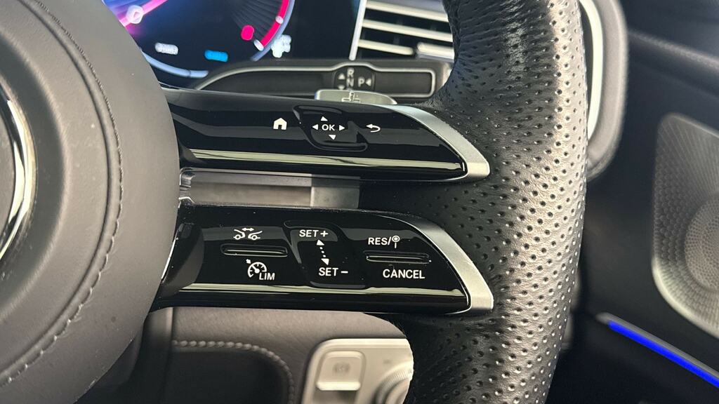 Mercedes-Benz Cle 220D Amg Line Premium Plus 9G-tronic Blue #23