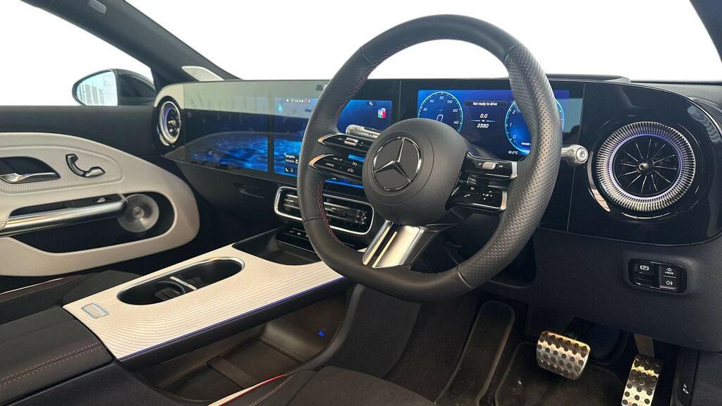 Mercedes-Benz CLA Class Cla 220 4Matic Amg Line Premium Plus Green #3