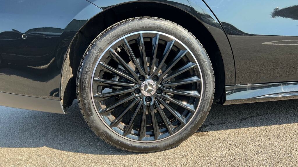 Mercedes-Benz CLA Class Cla 200 Amg Line Premium Plus Tip Black #5