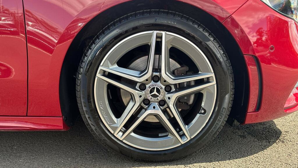Mercedes-Benz B Class B200 Amg Line Executive Red #5