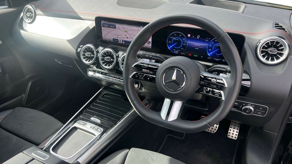 Mercedes-Benz EQA Eqa 250 140Kw Amg Line Prem 70.5Kwh Black #3