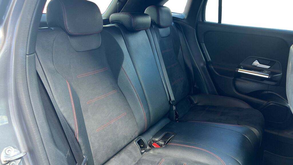 Mercedes-Benz GLA Class 1.3 Gla180 Amg Line Executive Suv 7G- Grey #12