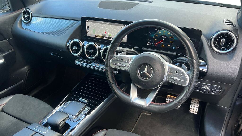 Mercedes-Benz GLA Class Gla 200 Amg Line Executive Grey #3