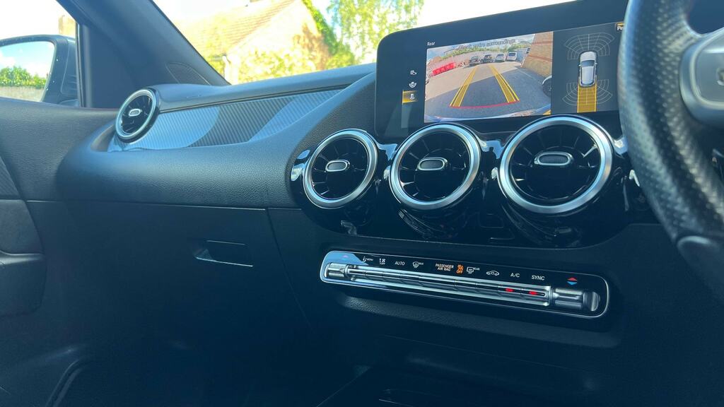 Mercedes-Benz GLA Class 1.3 Gla180 Amg Line Executive Suv 7G- Grey #24