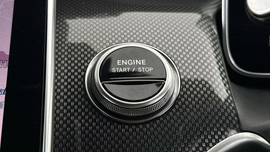Mercedes-Benz GLC Class Glc 300E 4Matic Urban Edition 9G-tronic Grey #27