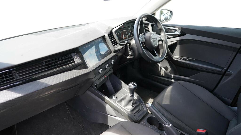 Audi A1 30 Tfsi 110 Technik CY23HFS White #2
